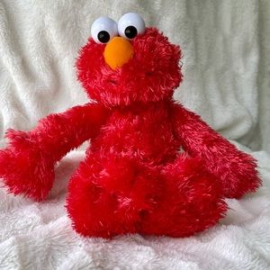** SOLD**Gund ‘Sesame Street’ Elmo